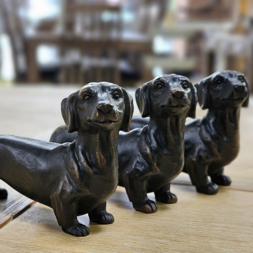 Photograph of Dachshund pot stand (Set of 3)